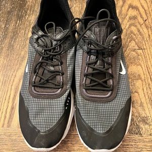 Nike running shoes men’s size 13